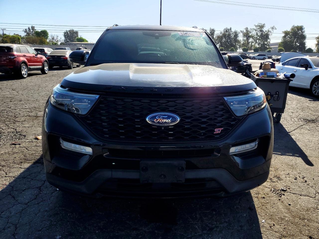 2020 Ford Explorer St - Image 5