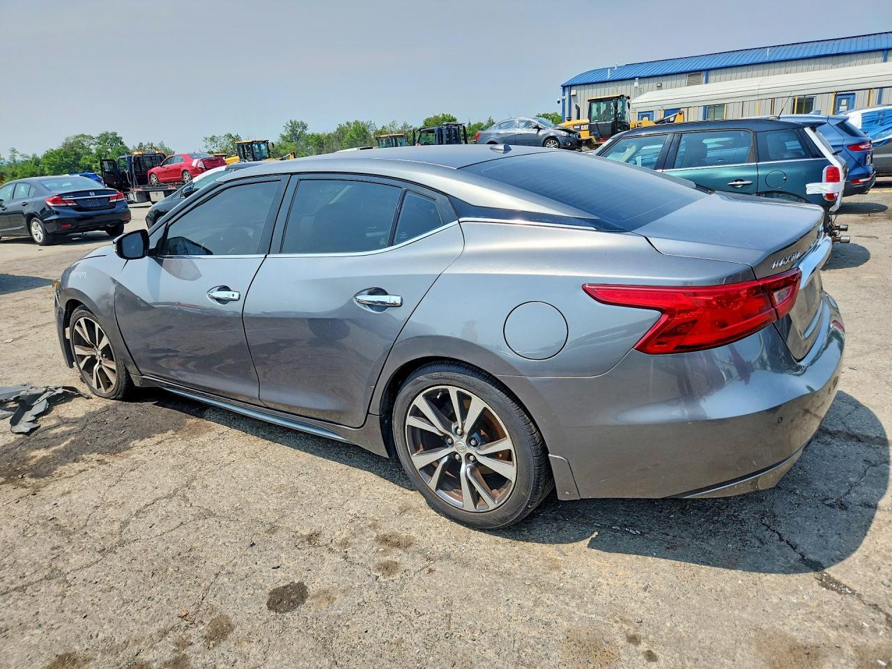 2017 Nissan Maxima 3.5 Sv - Image 2