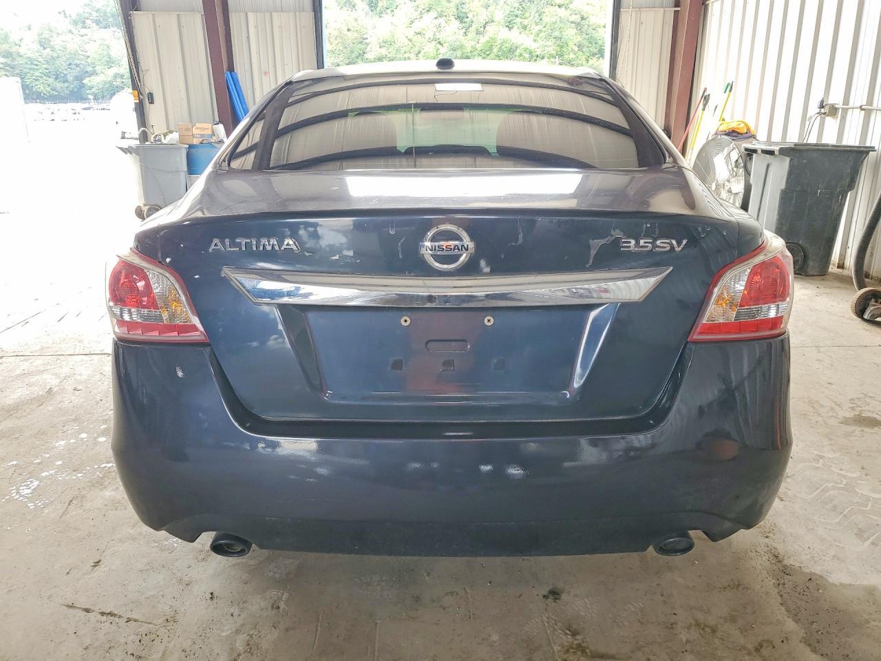 2013 Nissan Altima 3.5 S - Image 6