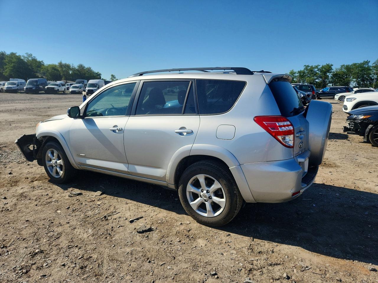 2010 Toyota Rav4 Limited - Фото 2