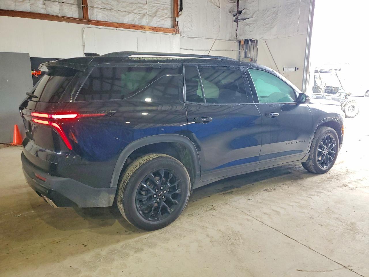 2026 Chevrolet Traverse Lt - Фото 3