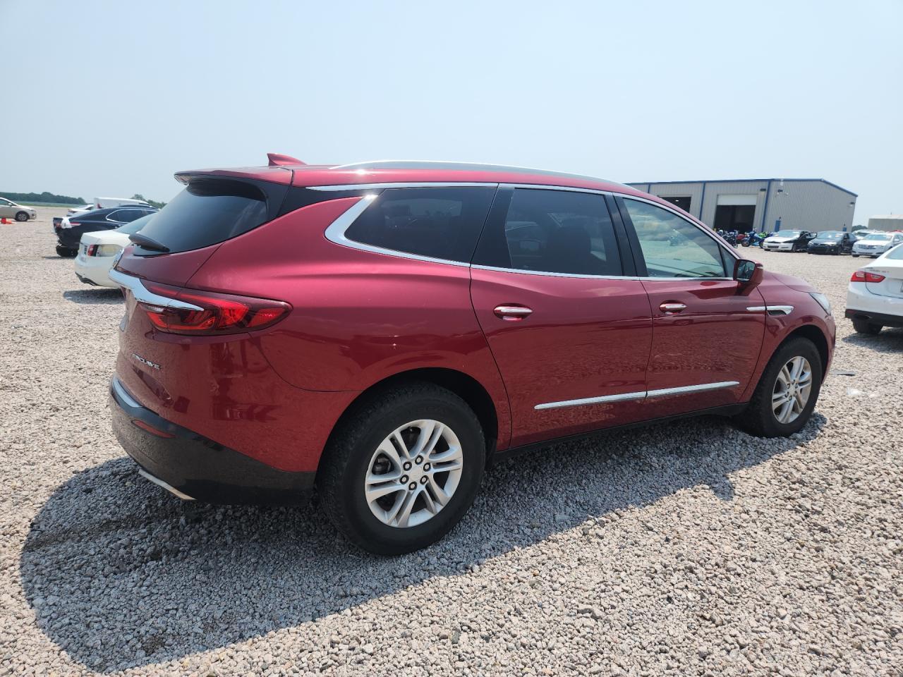 2018 Buick Enclave Essence - Image 3
