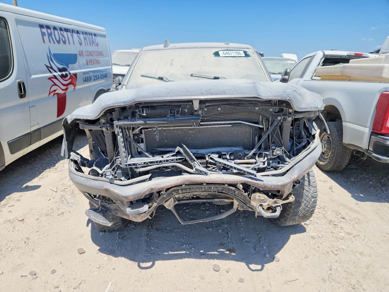 2022 Ram 2500 Laramie - Фото 5