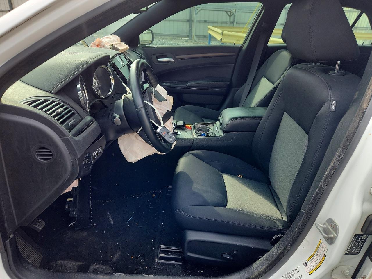 2013 Chrysler 300 S - Фото 7