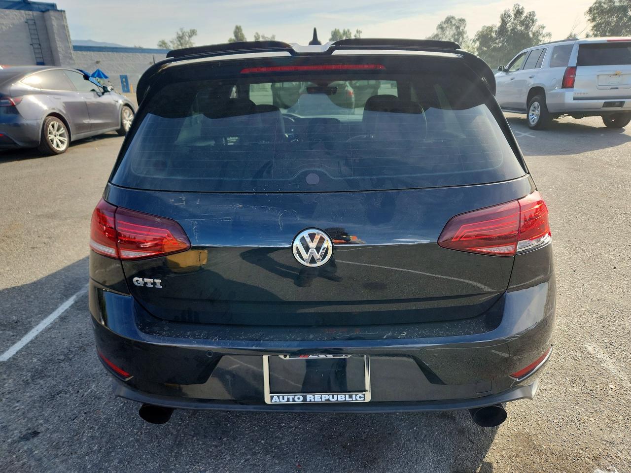 2018 Volkswagen Gti S/Se - Image 6