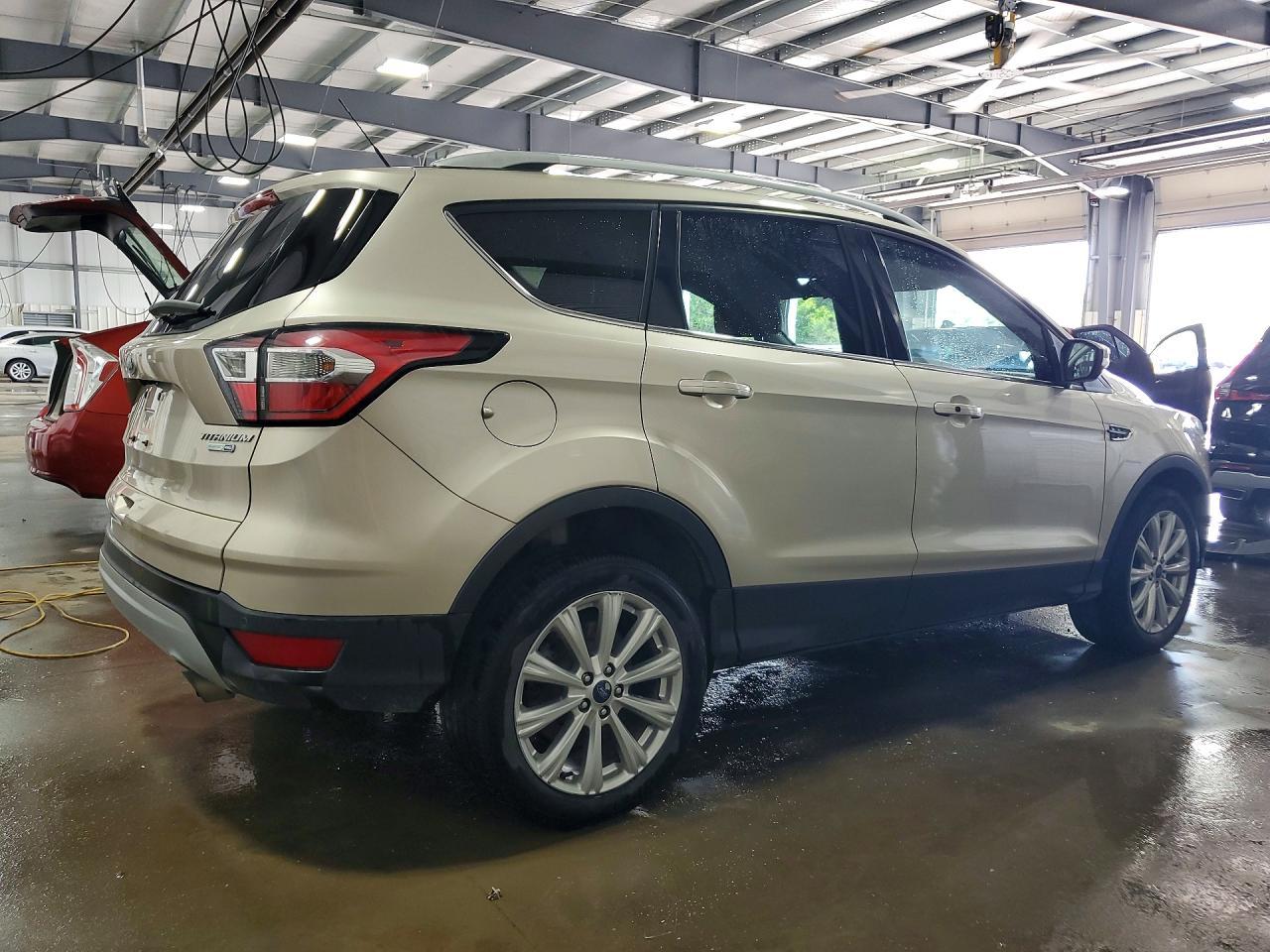 2017 Ford Escape Titanium - Image 3
