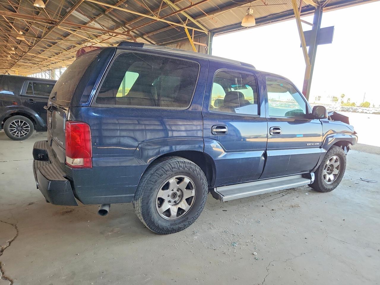 2005 Cadillac Escalade Luxury - Фото 3