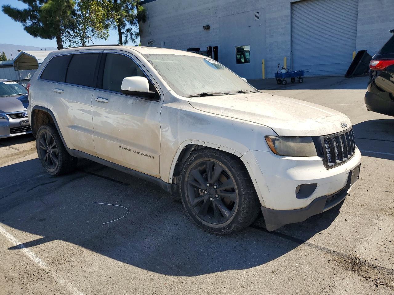 2012 Jeep Grand Cherokee Laredo - Фото 4