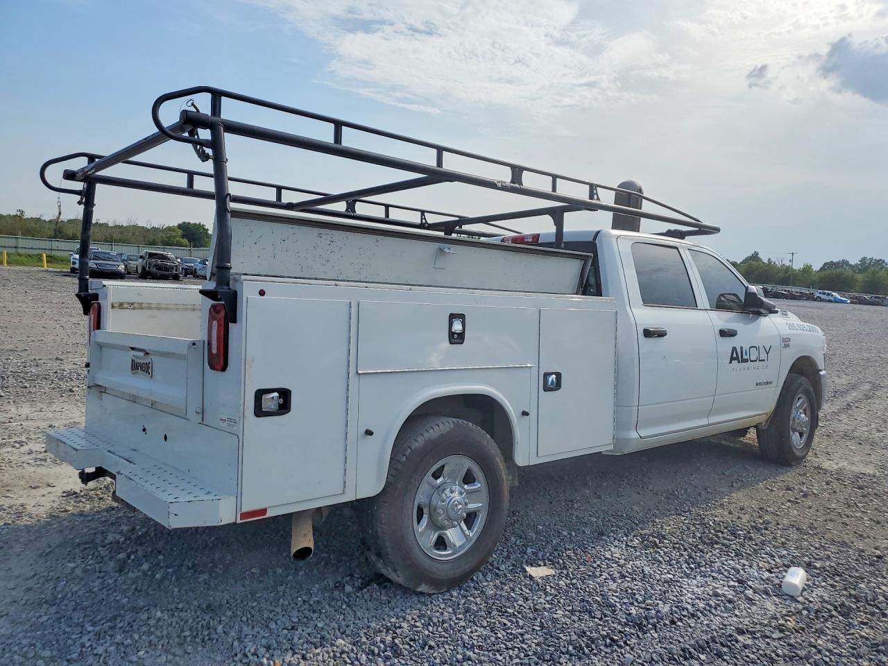 2021 Ram 2500 Tradesman - Фото 3