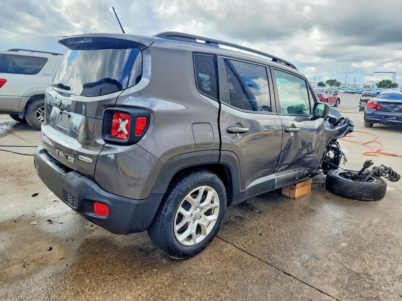 2017 Jeep Renegade Latitude - Фото 3