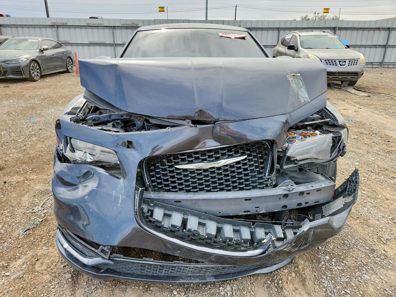 2015 Chrysler 300 S - Image 5