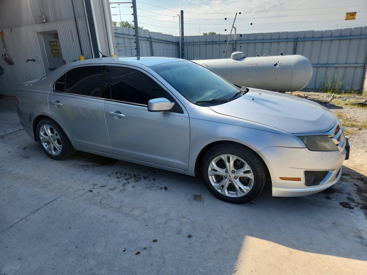 2012 Ford Fusion Se - Image 4