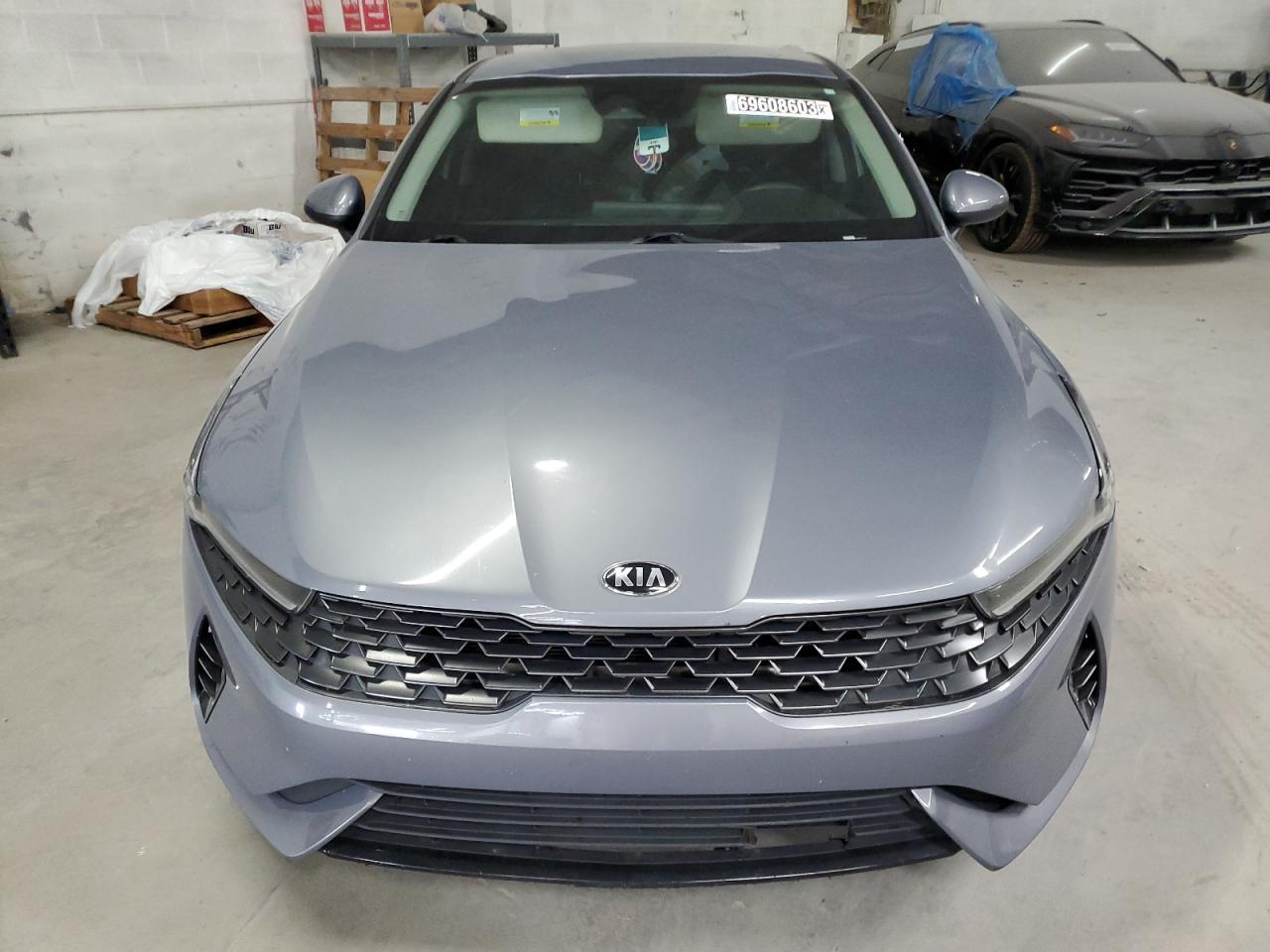2021 Kia K5 Lxs - Фото 5