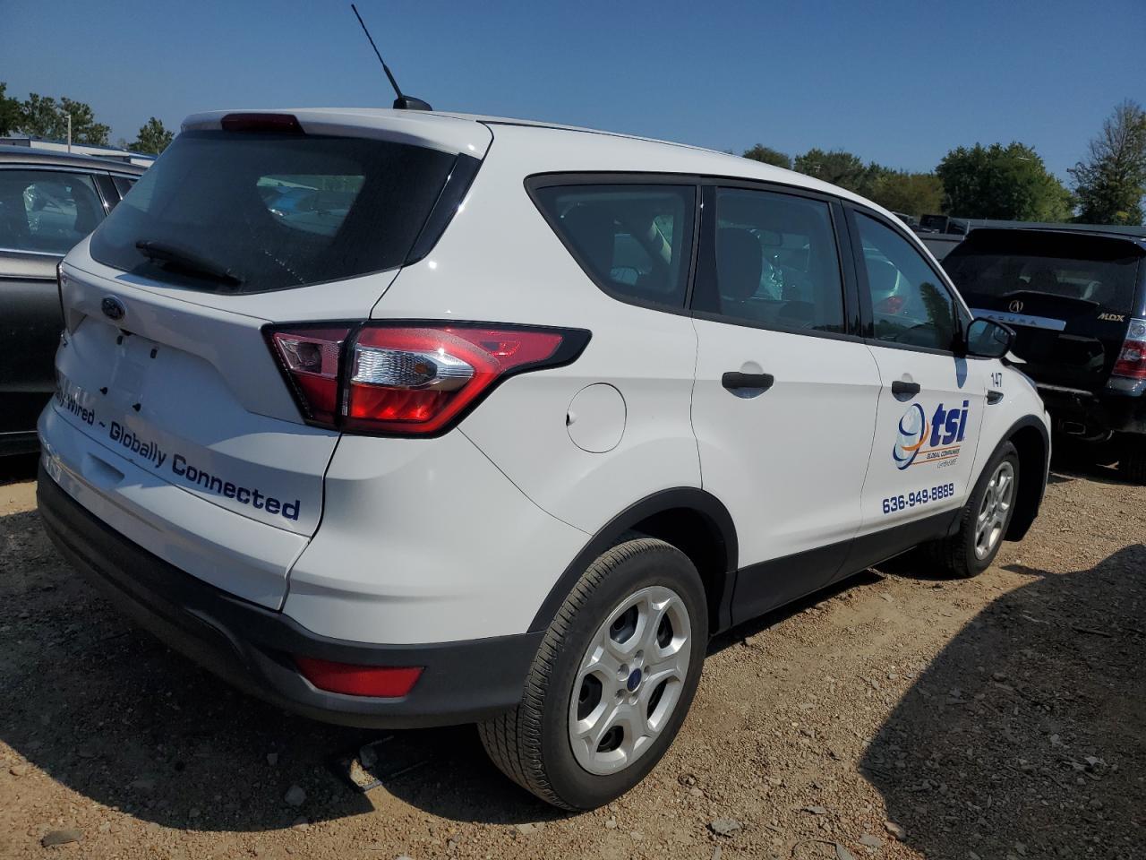 2018 Ford Escape S - Фото 3
