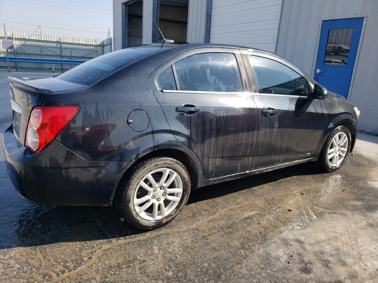 2014 Chevrolet Sonic Lt - Image 3