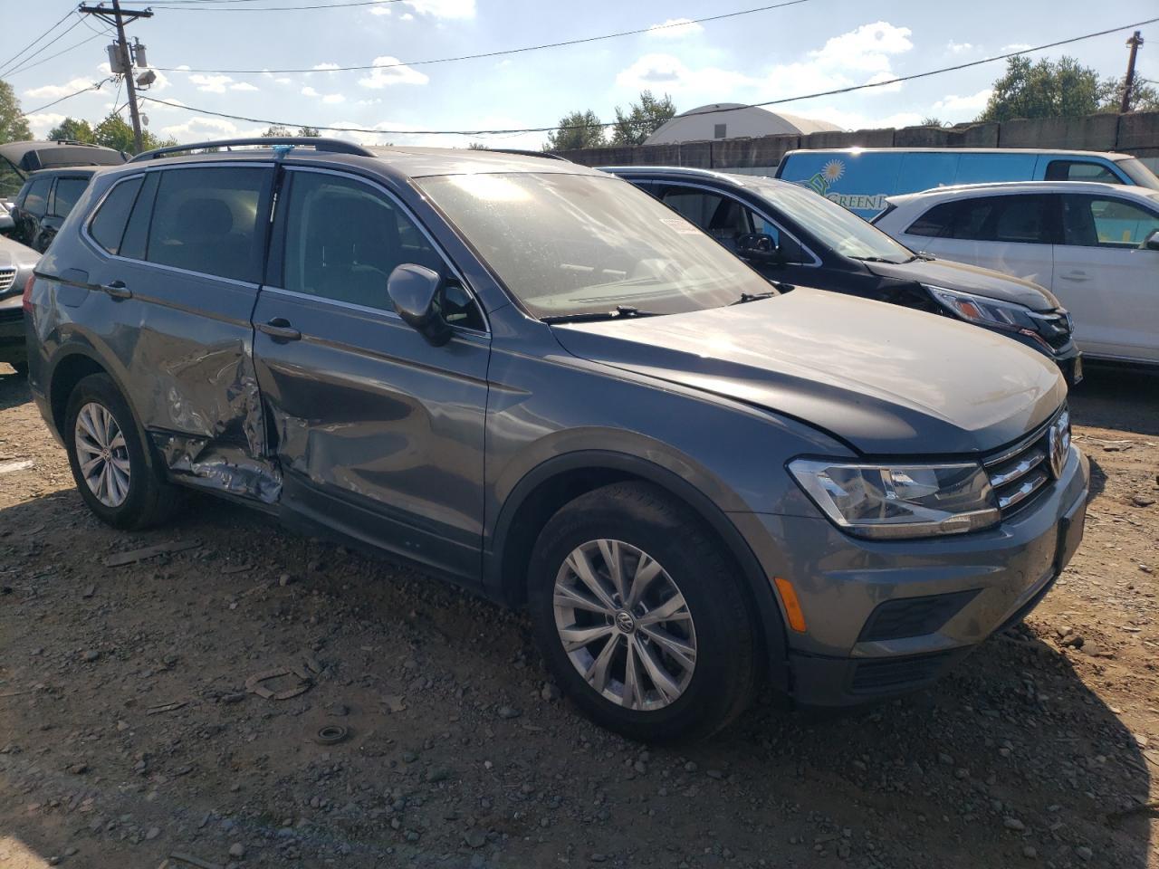 2019 Volkswagen Tiguan Se - Image 4