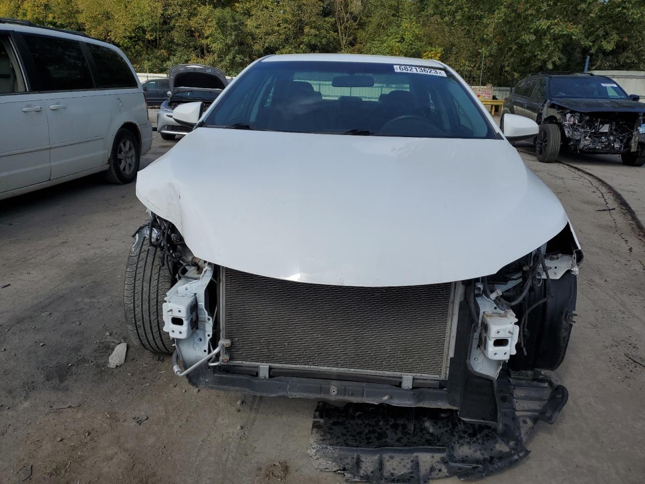2016 Toyota Camry Le - Фото 5