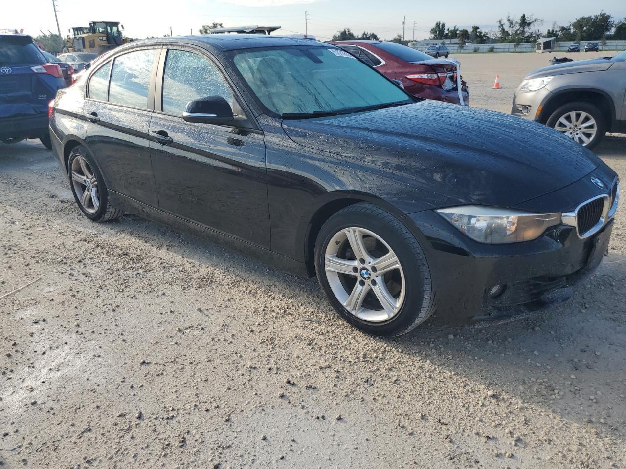 2013 BMW 328 I - Фото 4