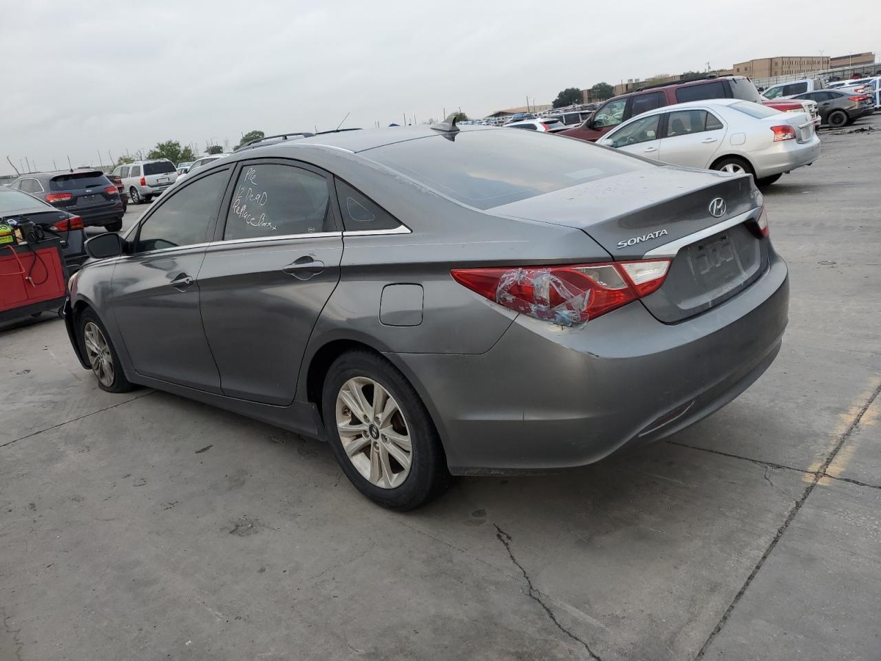 2012 Hyundai Sonata Gls - Image 2