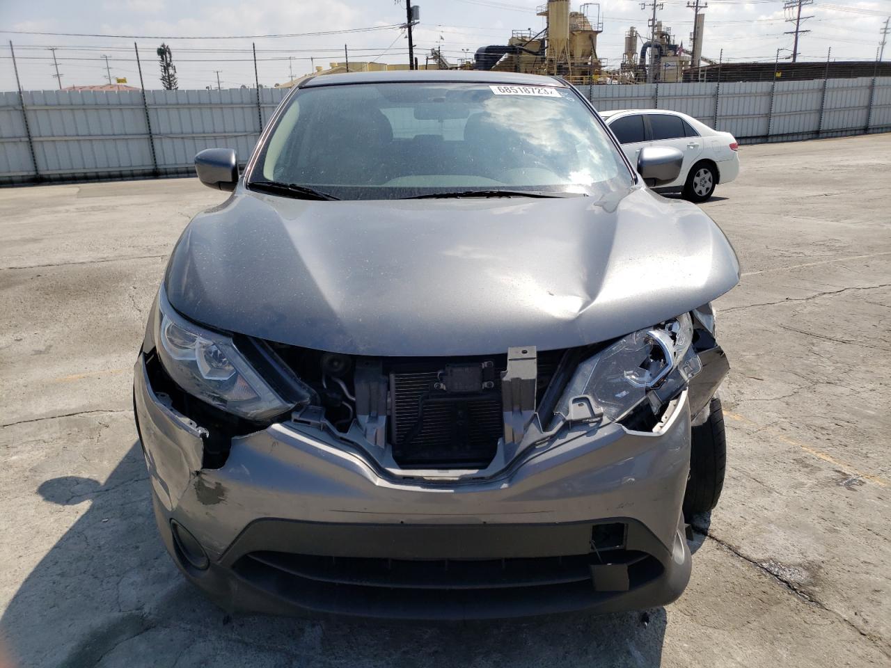 2019 Nissan Rogue Sport S - Image 5