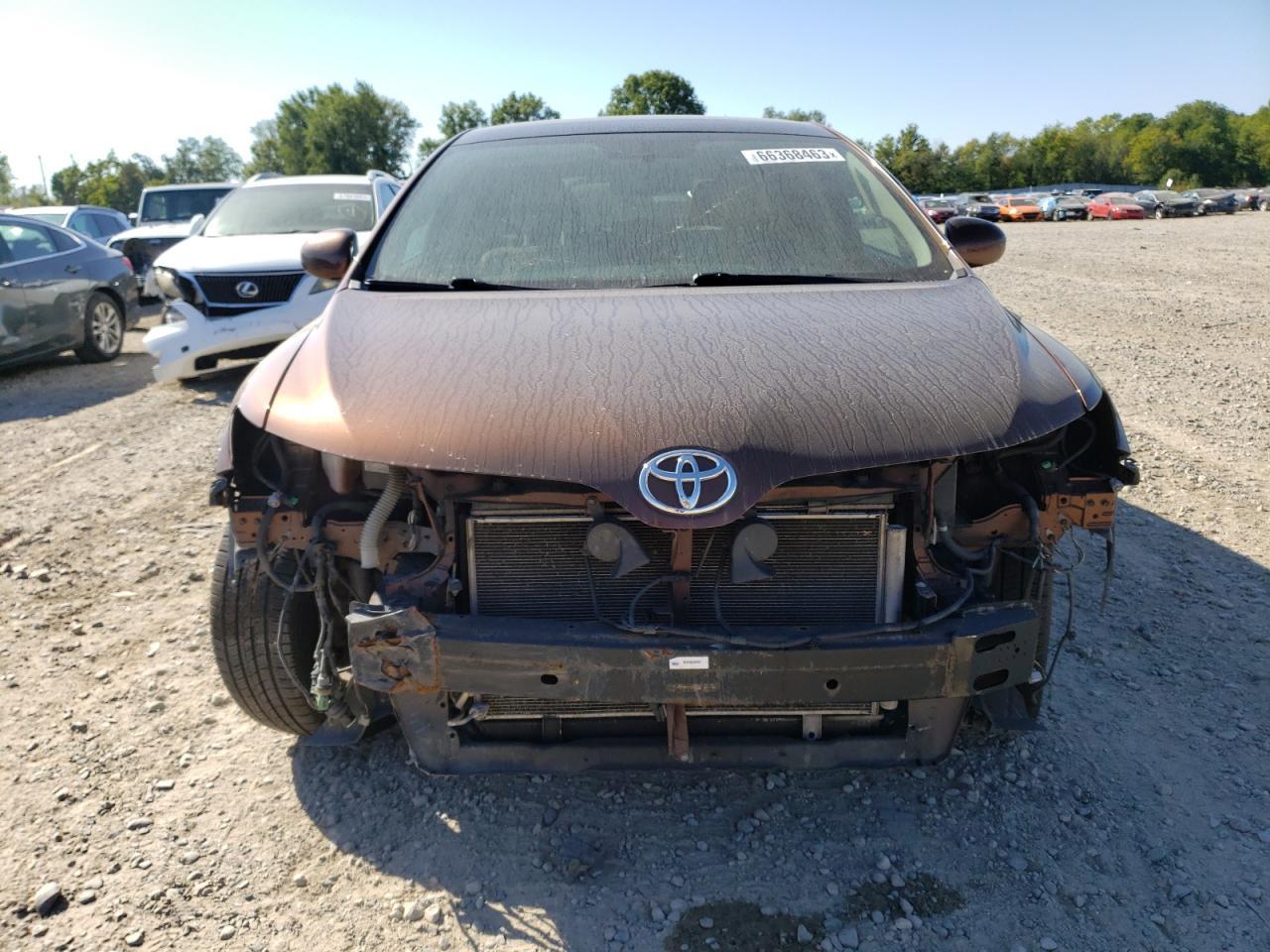 2010 Toyota Venza - Фото 5