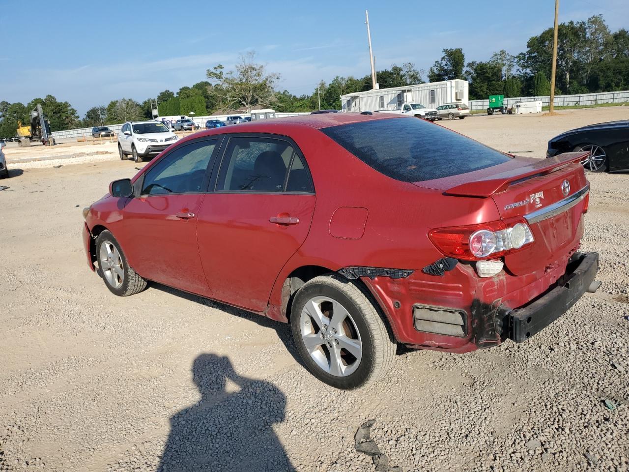 2013 Toyota Corolla Base - Фото 2