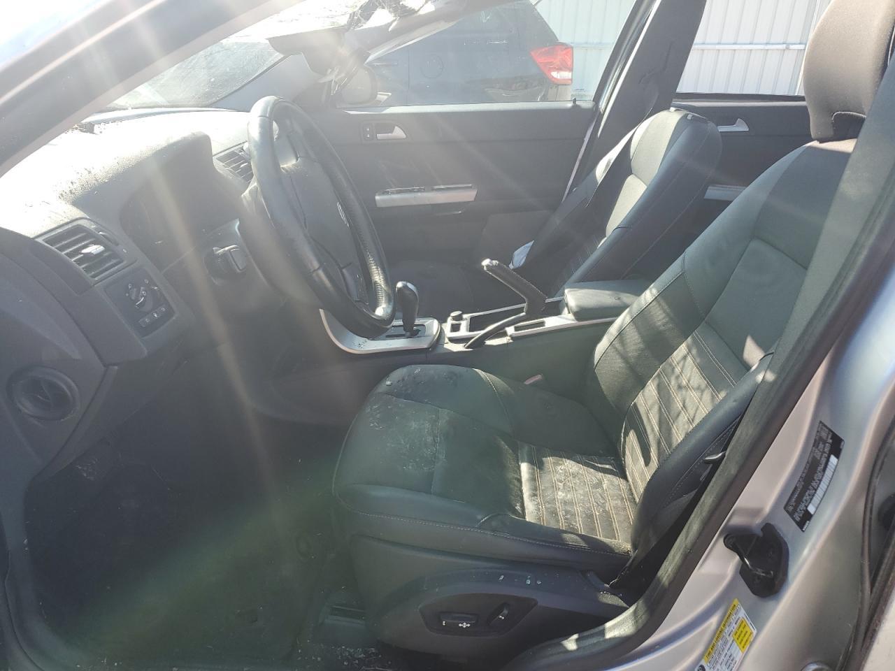 2010 Volvo V50 2.4I - Image 7