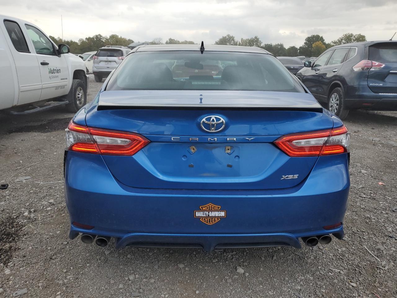 2019 Toyota Camry Xse - Image 6