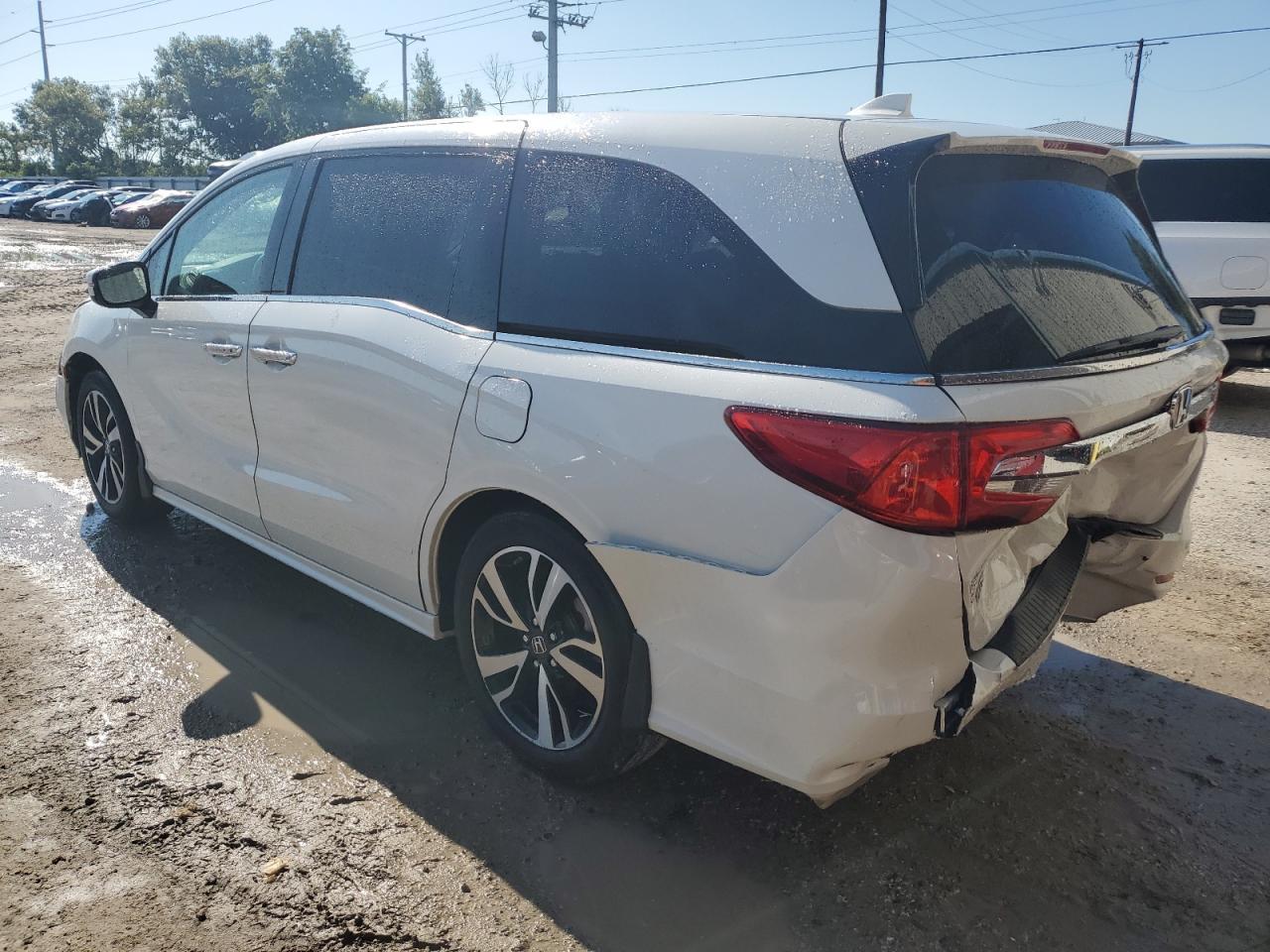 2018 Honda Odyssey Elite - Фото 2