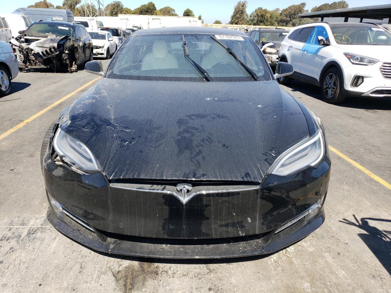 2020 Tesla Model S - Фото 5