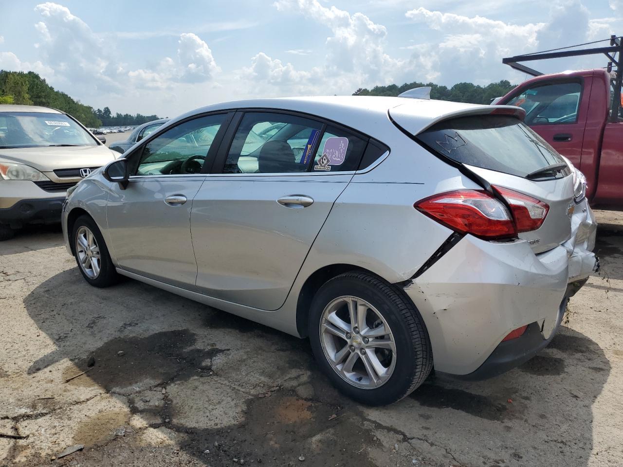 2017 Chevrolet Cruze Lt - Фото 2