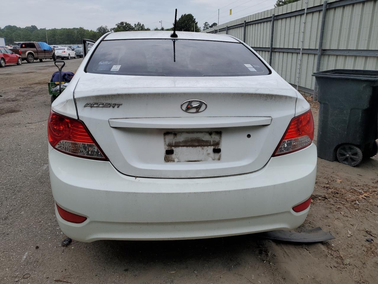 2014 Hyundai Accent Gls - Фото 6