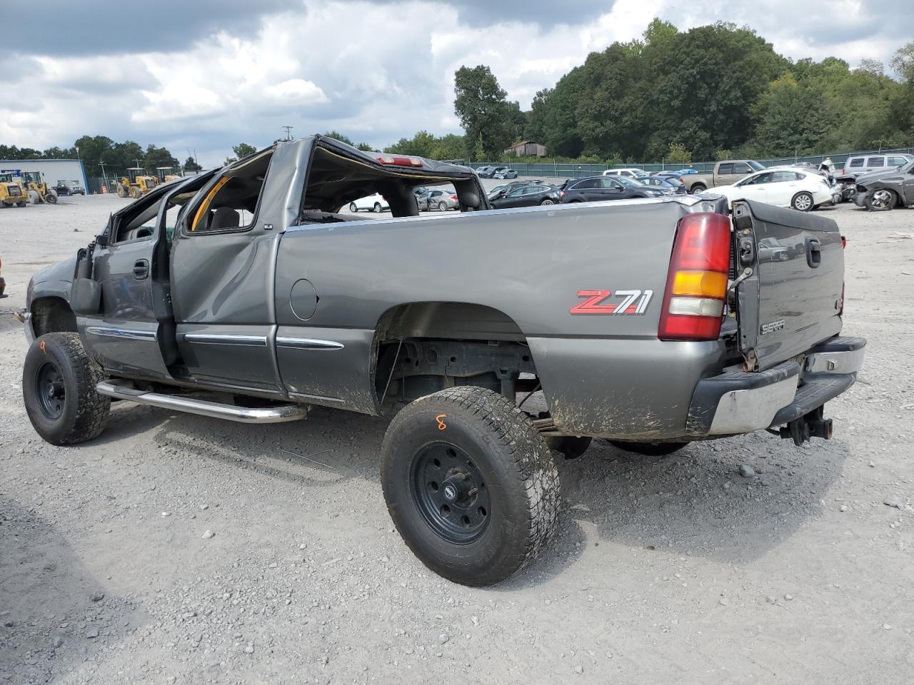 2000 GMC New Sierra K1500 - Image 2