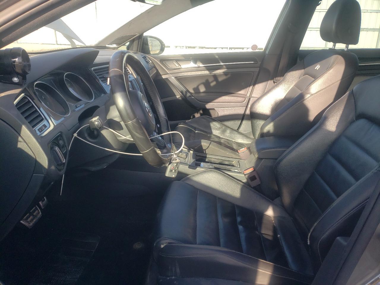 2017 Volkswagen Golf R - Image 7