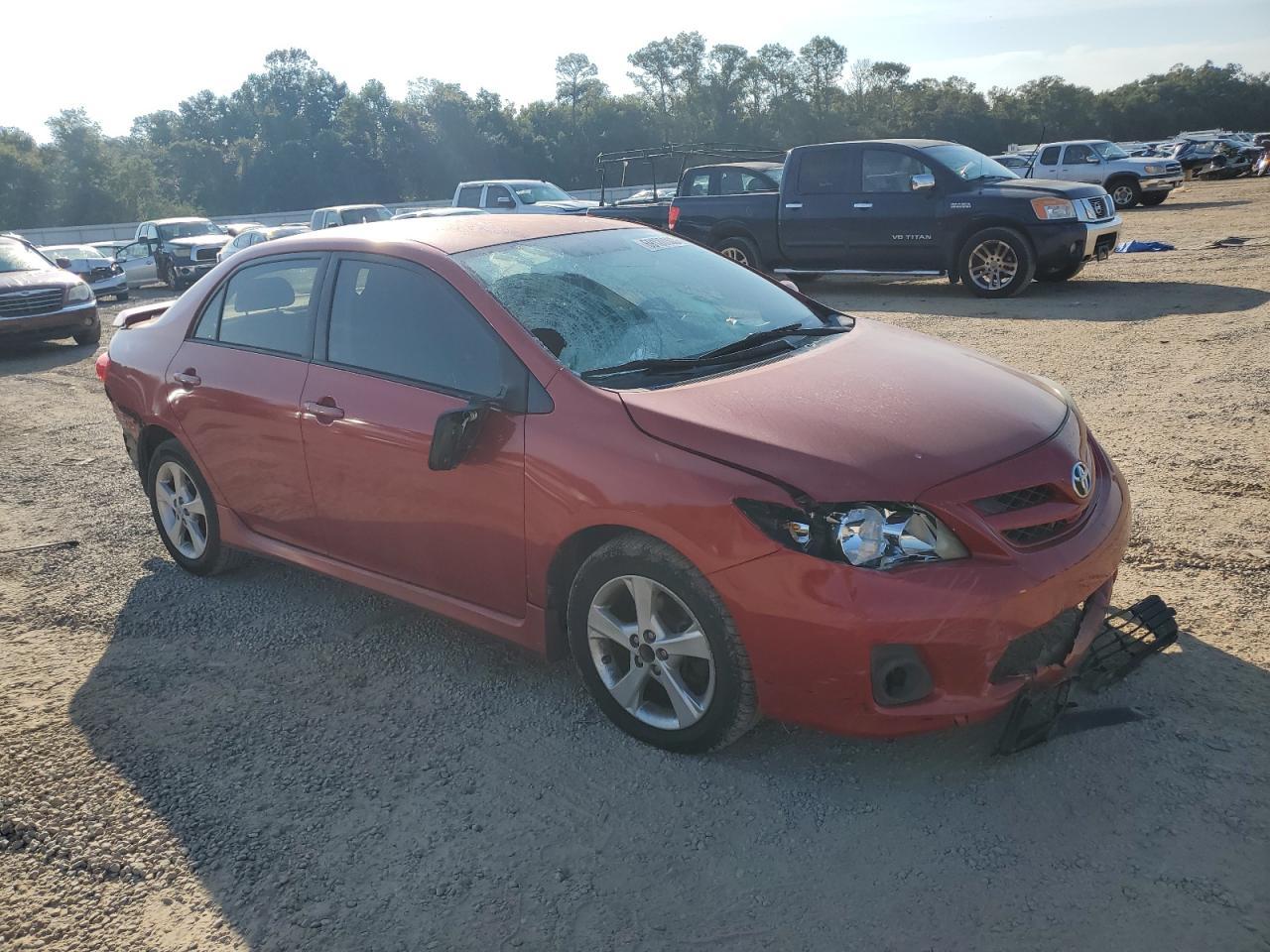 2013 Toyota Corolla Base - Фото 4