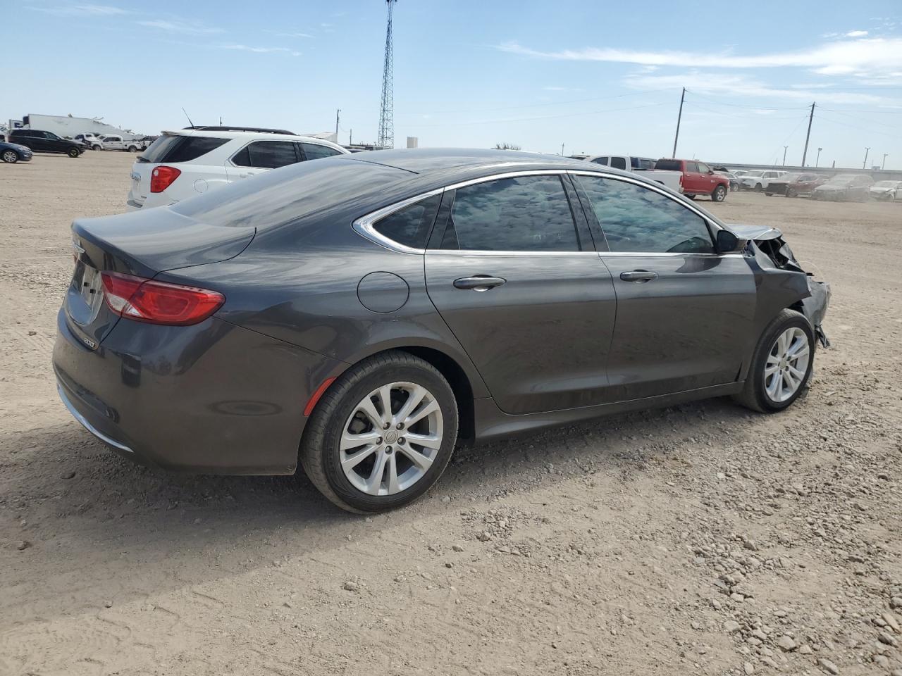 2016 Chrysler 200 Limited - Фото 3