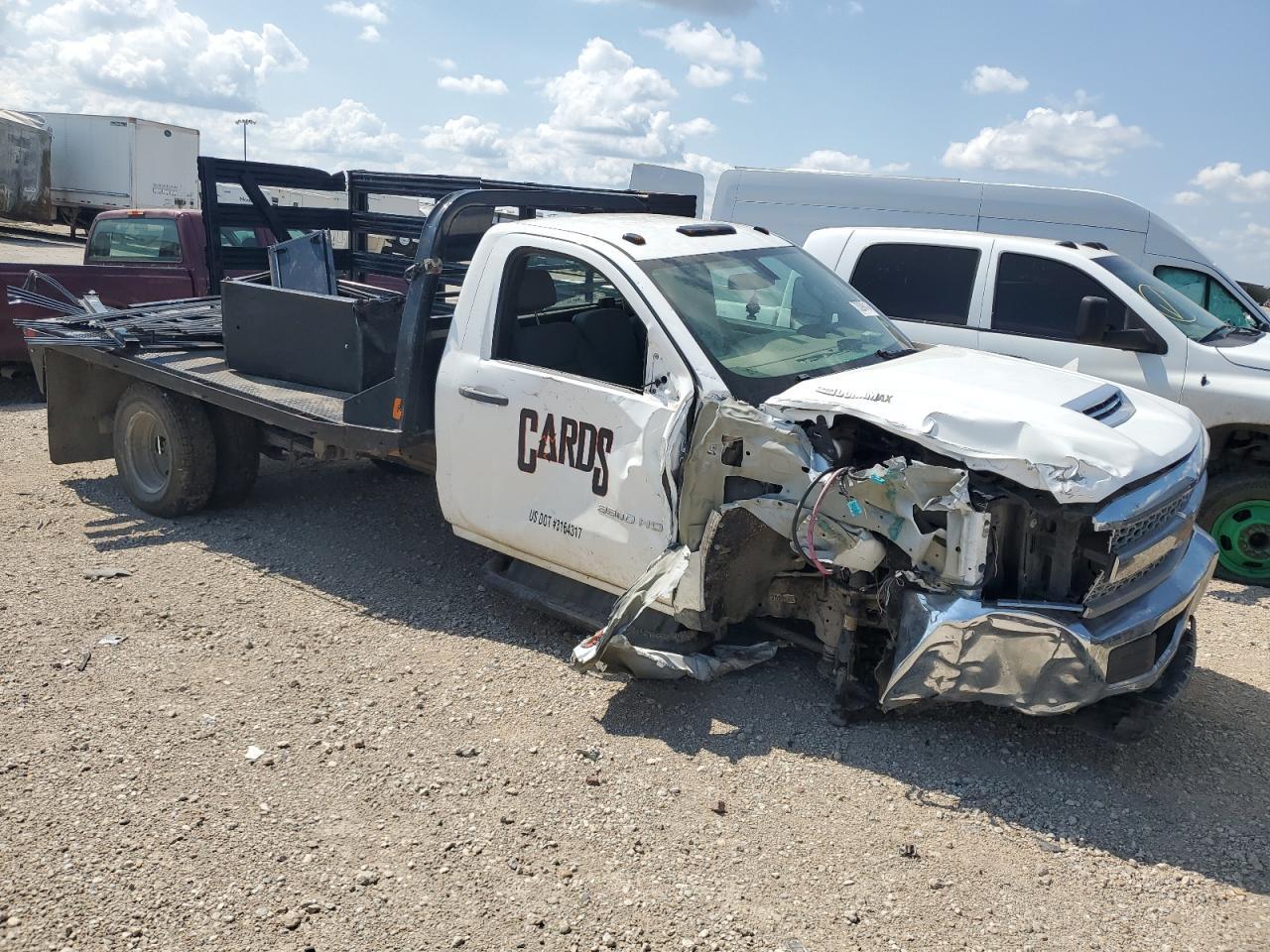 2019 Chevrolet Silverado K3500 - Фото 4