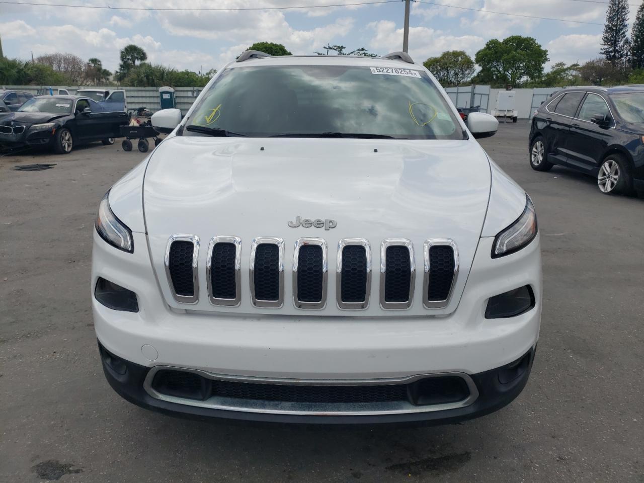 2017 Jeep Cherokee Latitude - Image 5