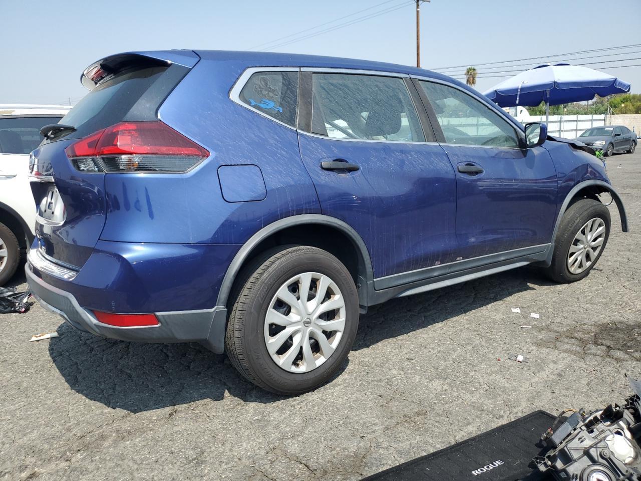 2019 Nissan Rogue S - Image 3
