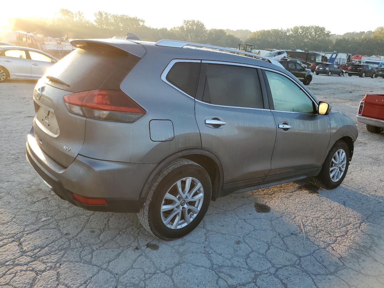 2018 Nissan Rogue S - Фото 3
