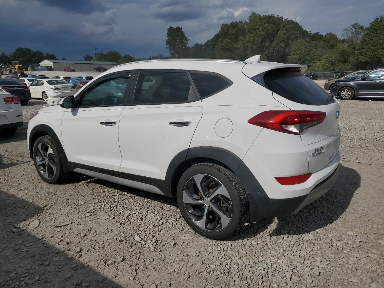 2017 Hyundai Tucson Limited - Image 2