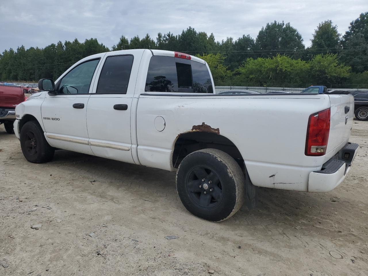 2005 Dodge Ram 1500 St - Фото 2