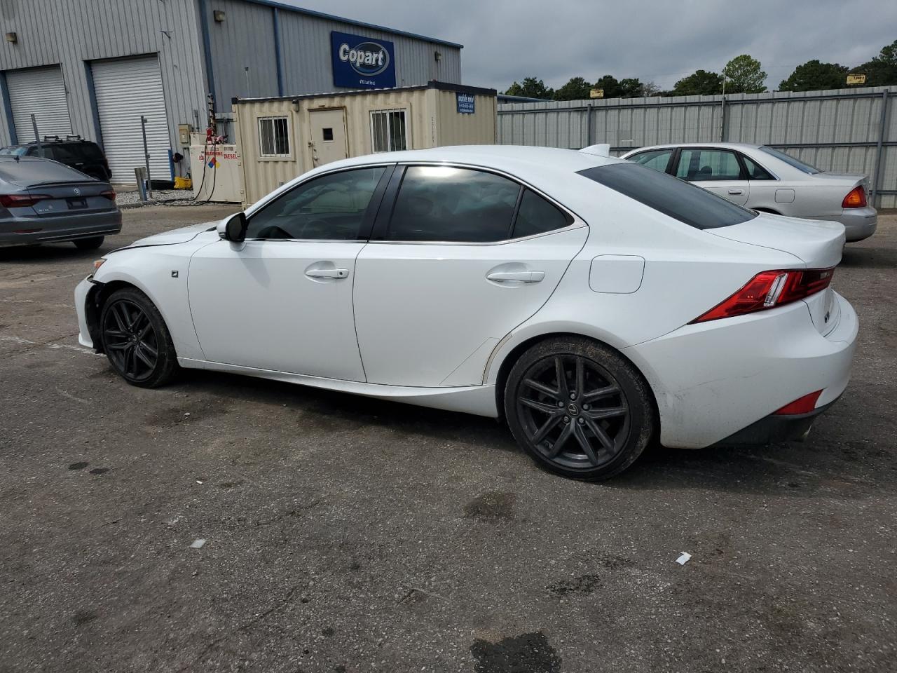 2016 Lexus Is 350 - Фото 2