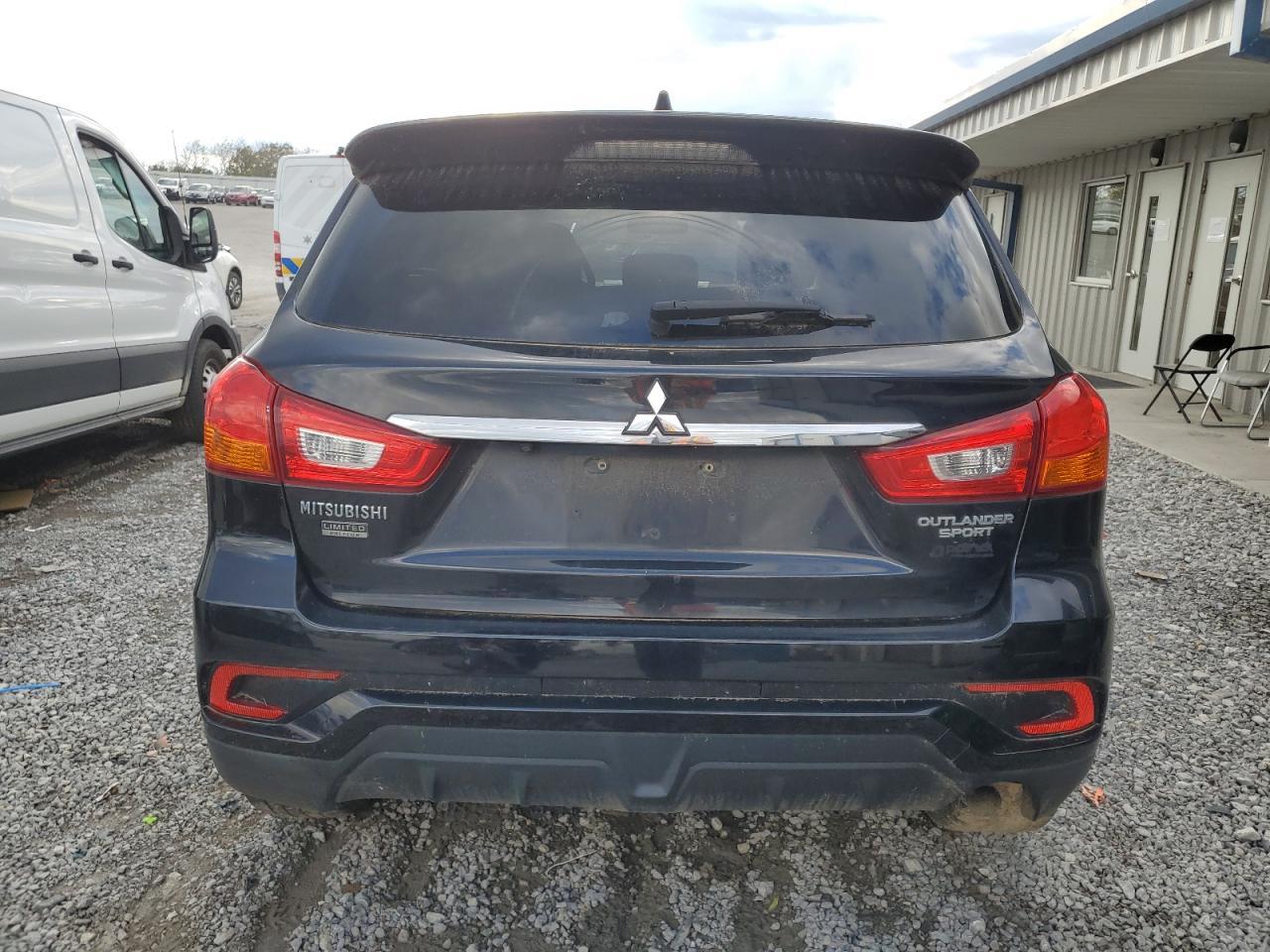 2018 Mitsubishi Outlander Sport Es - Фото 6