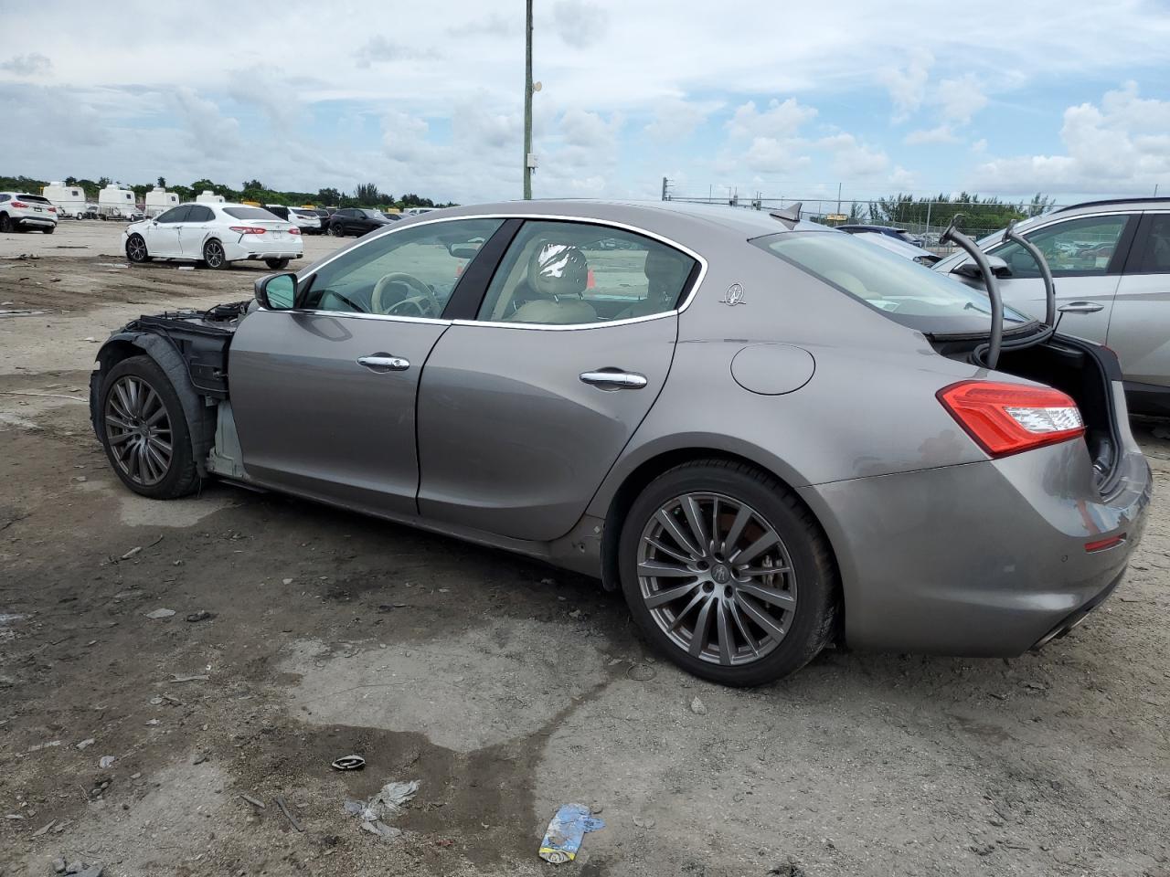 2018 Maserati Ghibli S - Фото 2