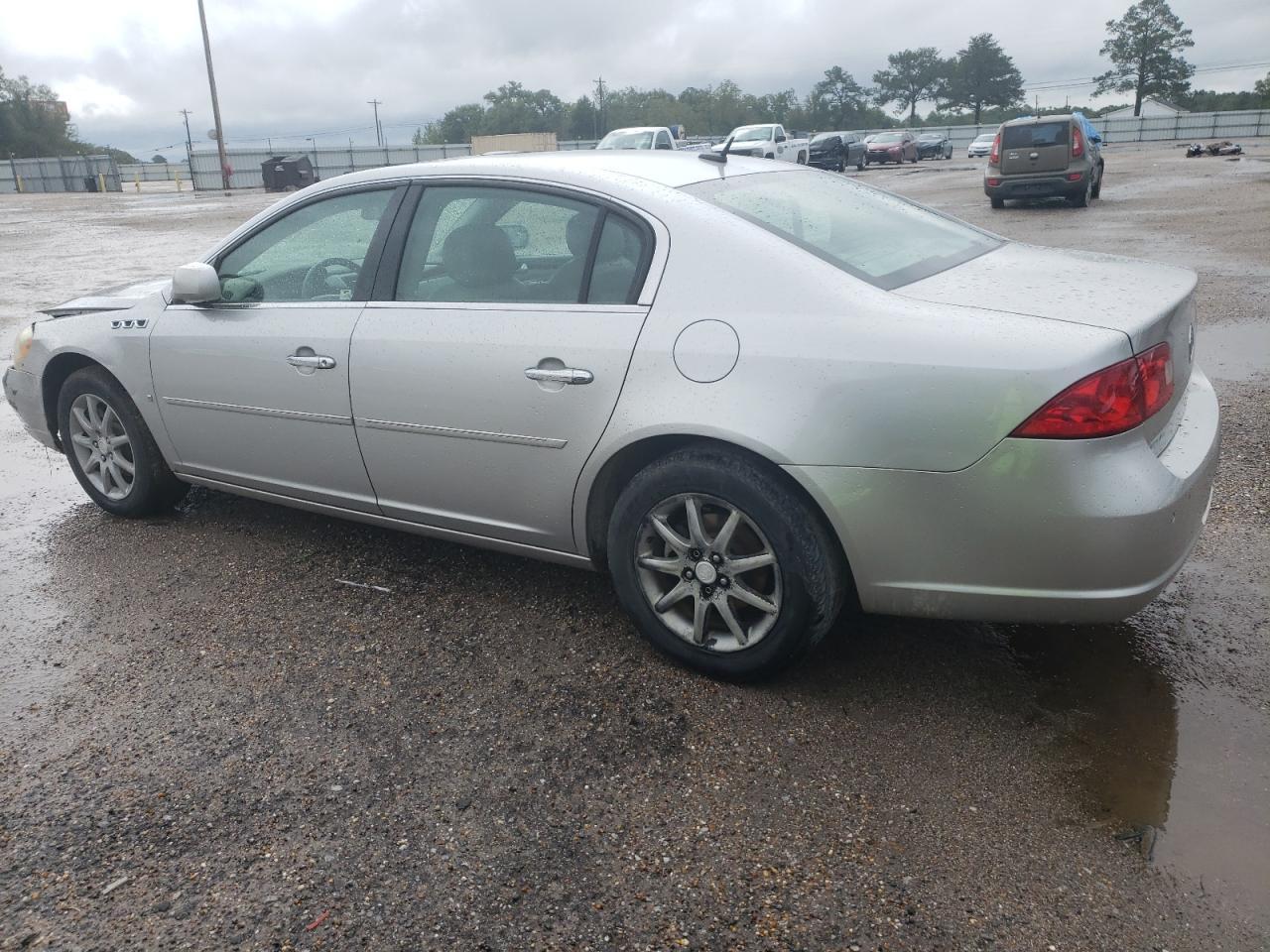 2008 Buick Lucerne Cxl - Image 2