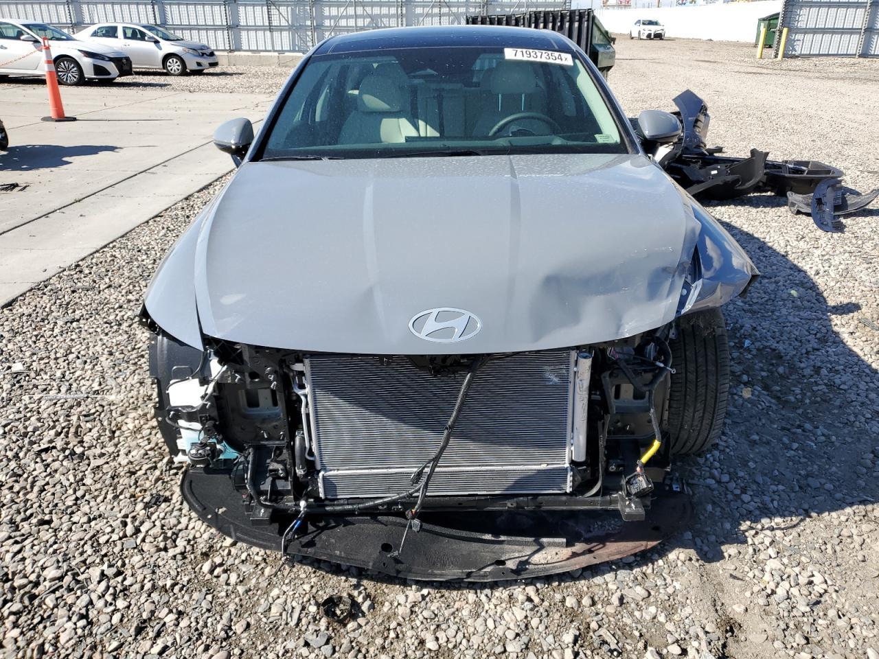2024 Hyundai Sonata Hybrid - Image 5