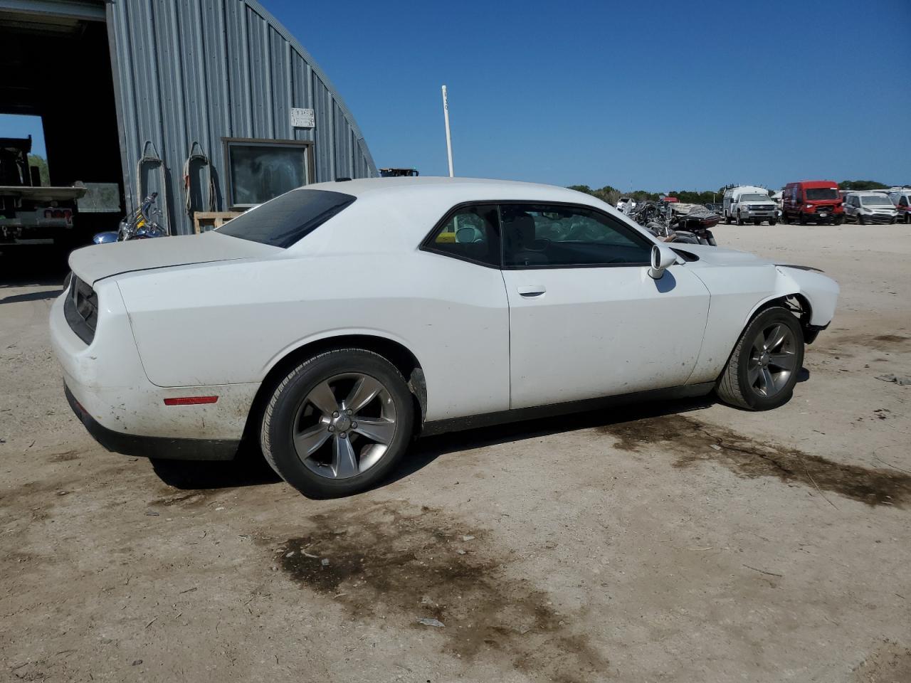 2015 Dodge Challenger Sxt - Фото 3