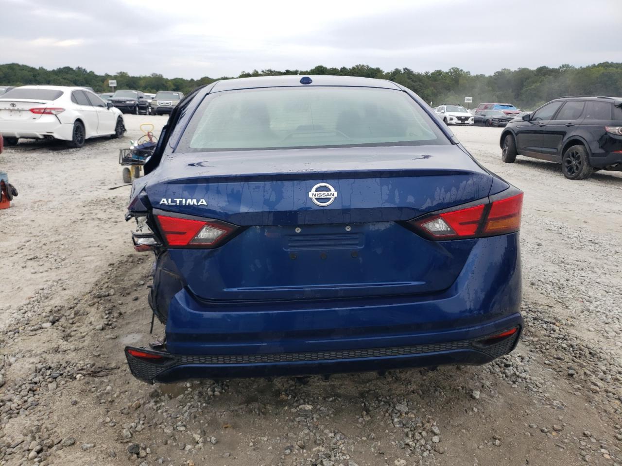 2020 Nissan Altima Platinum - Image 6