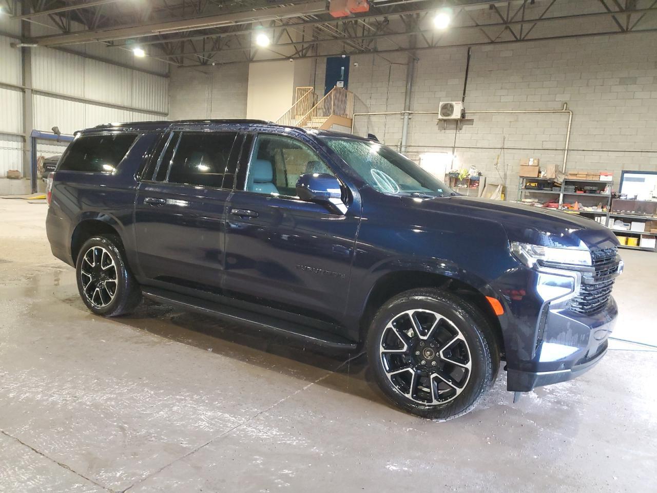 2024 Chevrolet Suburban K1500 Rst - Image 4